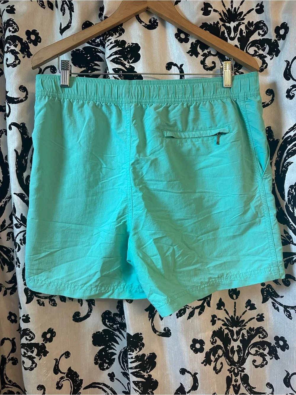 Mens Caribbean Swimwear Teal Blue Size Medium Shorts with Pockets